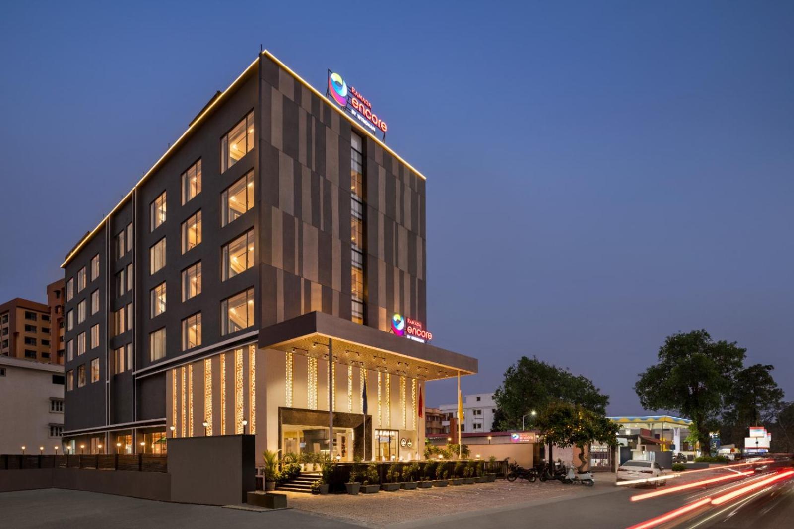 Ramada Encore By Wyndham Siliguri Sevoke Road Bagian luar foto